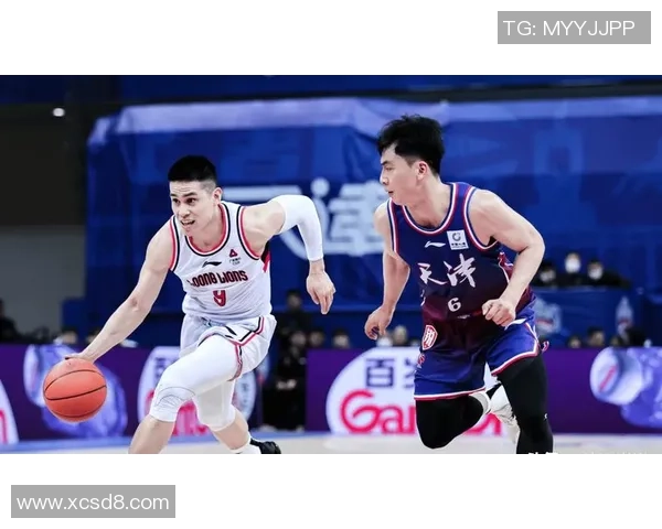 广州篮球队中路突破解析:优劣势与战术调整的深度剖析 广州篮球队中路突破解析:优劣势与战术调整的深度剖析